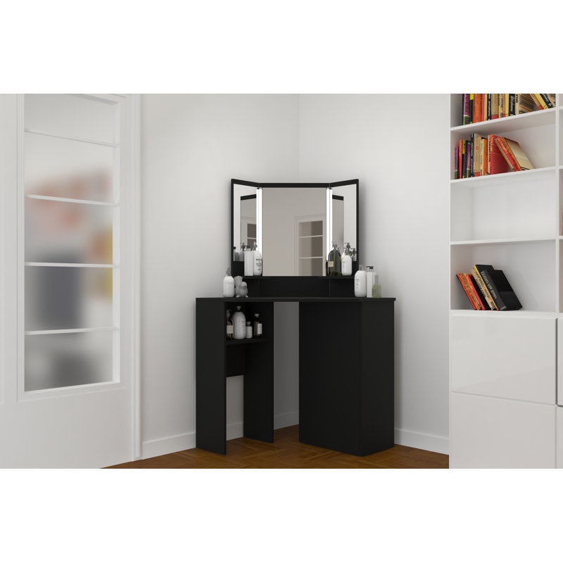 latitude run makeup vanity